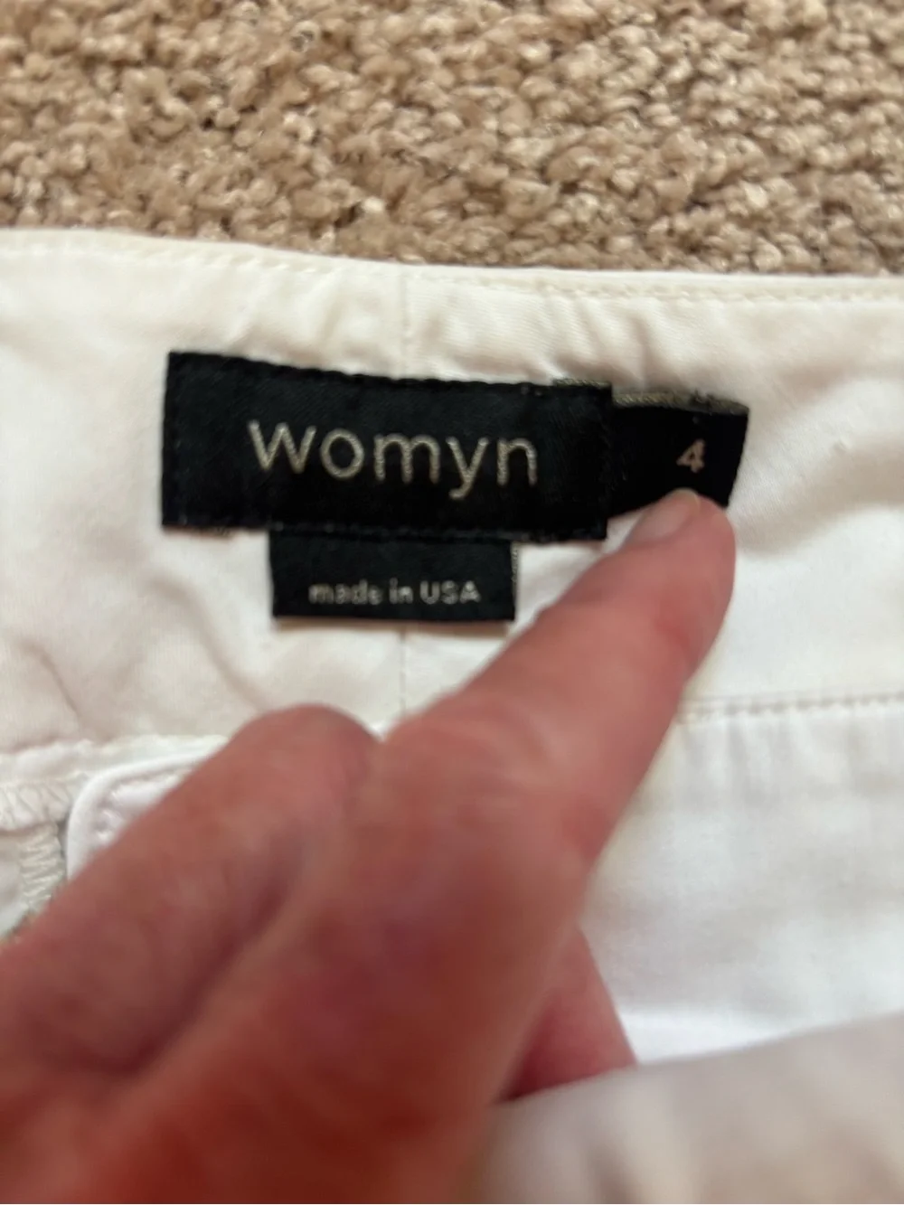 Womyn Cream Cropped Button-Accent Pants